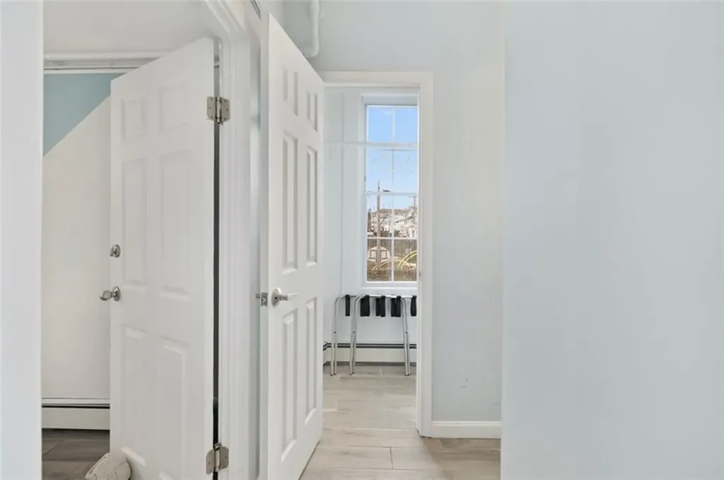 28 Weaver Avenue Newport RI 02840
