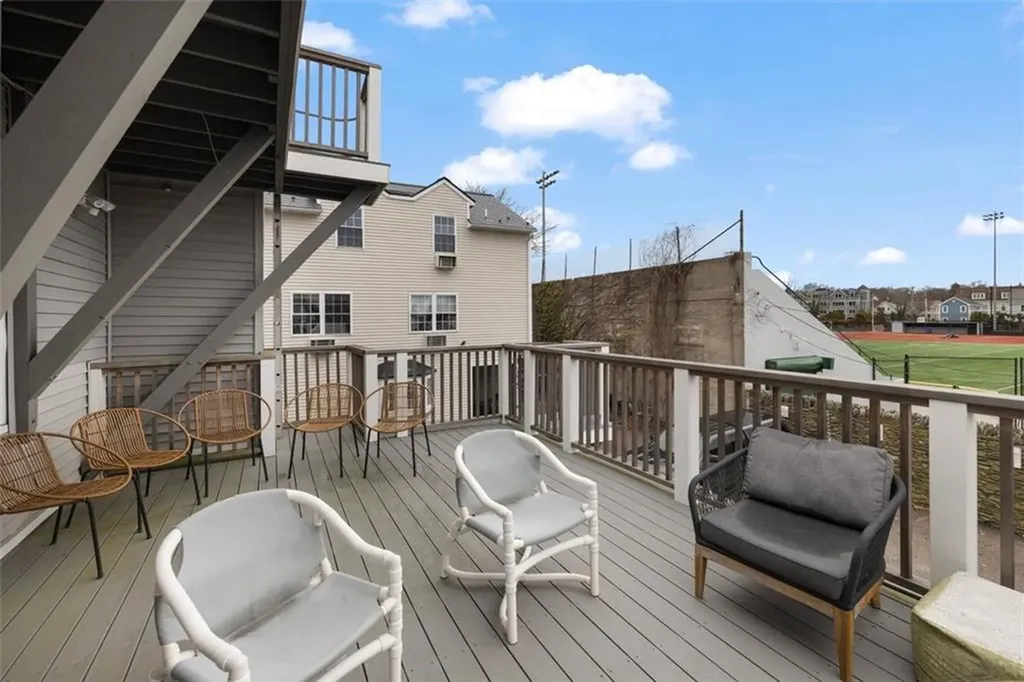 28 Weaver Avenue Newport RI 02840