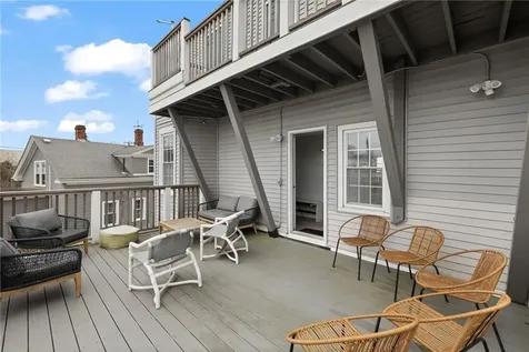 28 Weaver Avenue Newport RI 02840