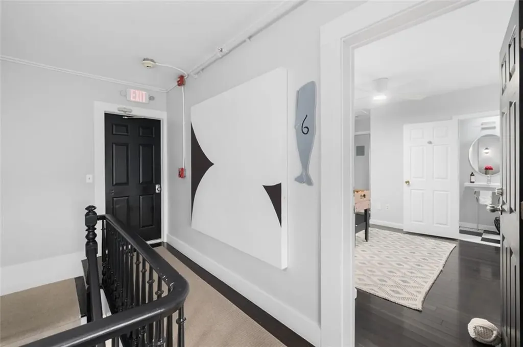 28 Weaver Avenue Newport RI 02840