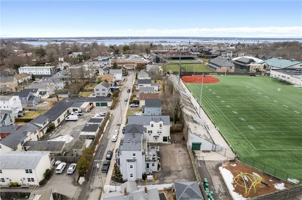 28 Weaver Avenue Newport RI 02840