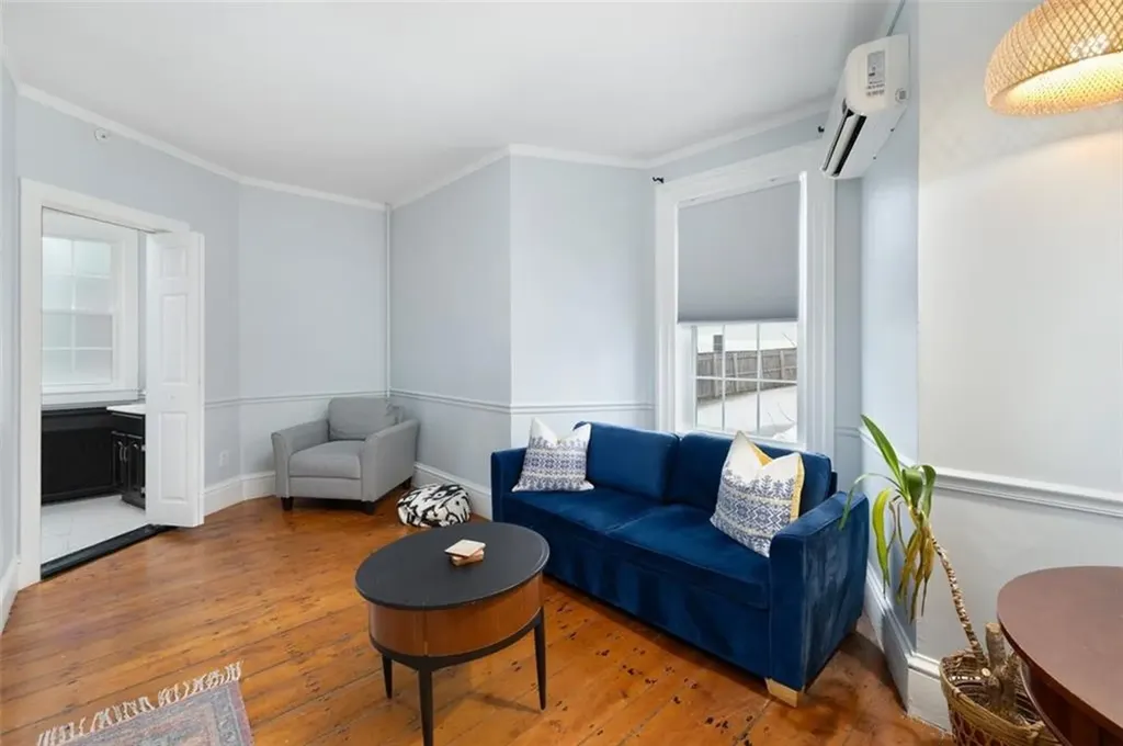 28 Weaver Avenue Newport RI 02840