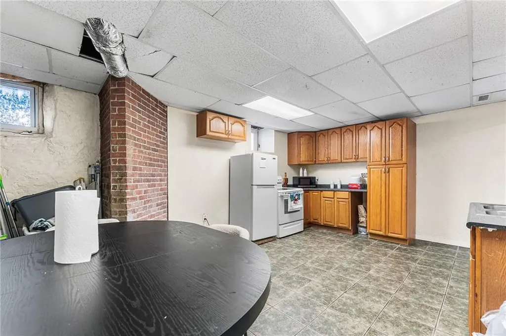 1605 Main Street West Warwick RI 02893