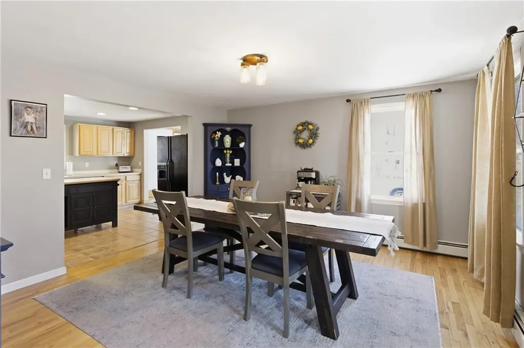 404 South Christopher Avenue Tiverton RI 02878