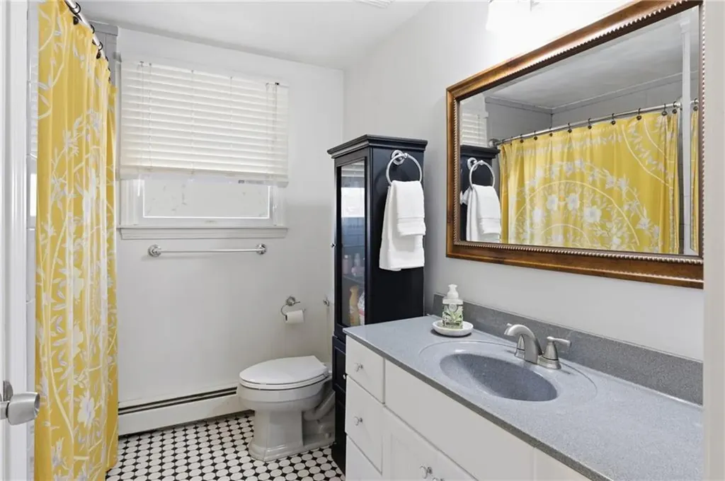 404 South Christopher Avenue Tiverton RI 02878