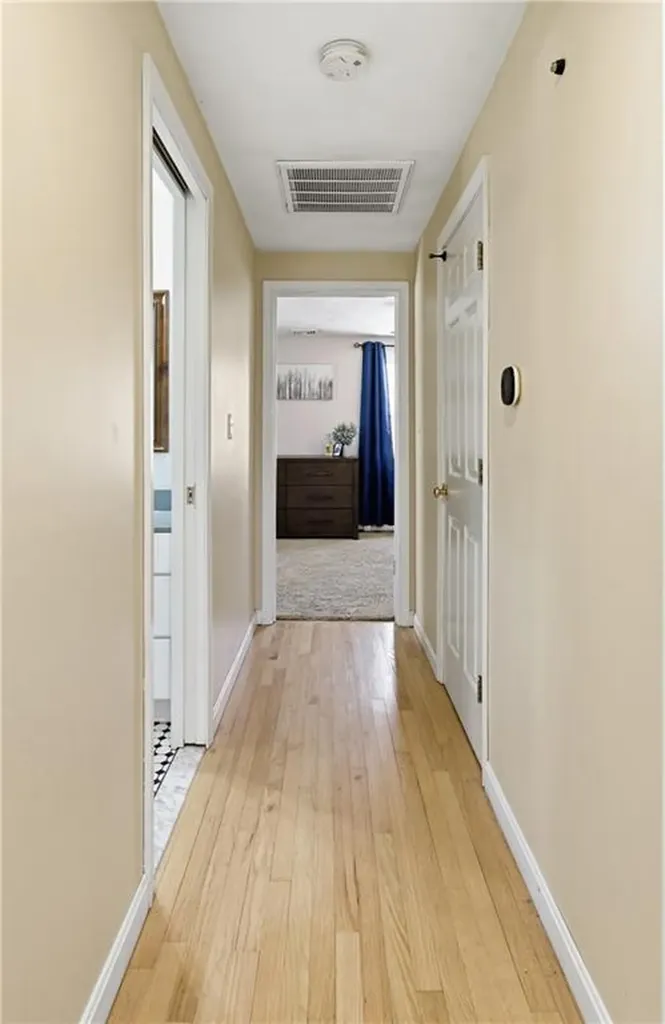 404 South Christopher Avenue Tiverton RI 02878