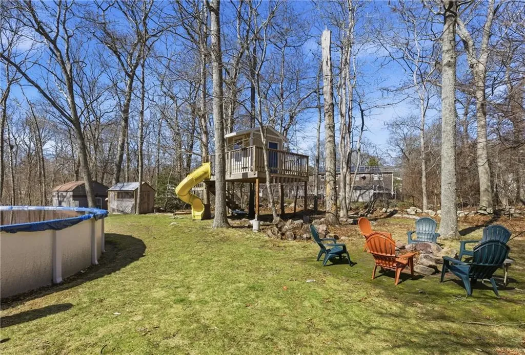 404 South Christopher Avenue Tiverton RI 02878