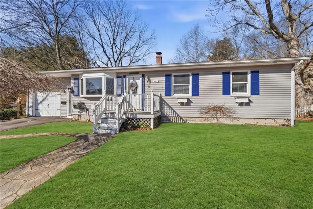 4 York Drive Coventry RI 02816