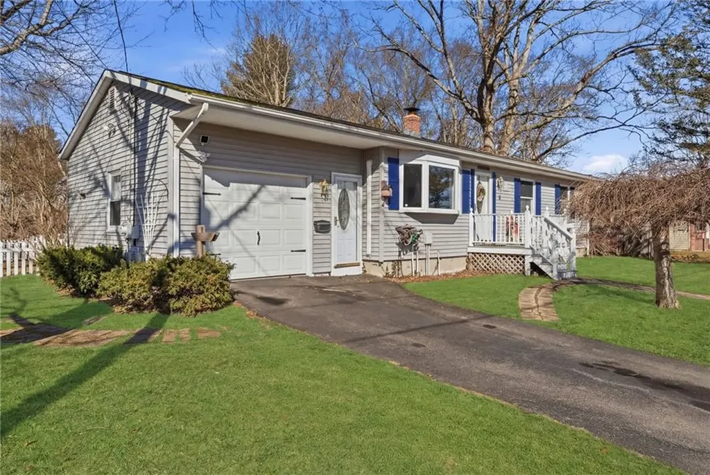 4 York Drive Coventry RI 02816