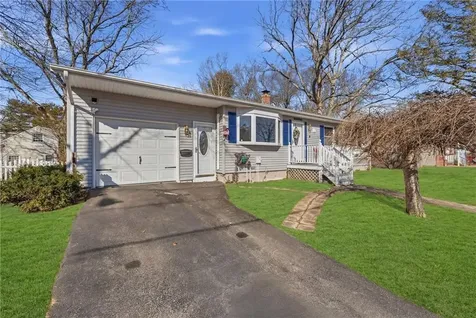 4 York Drive Coventry RI 02816