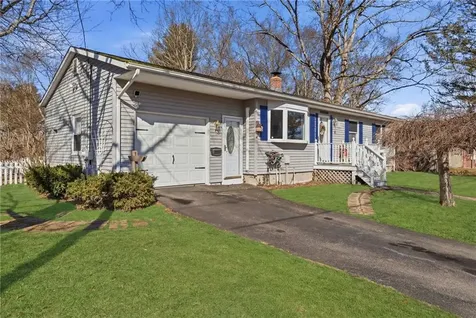 4 York Drive Coventry RI 02816