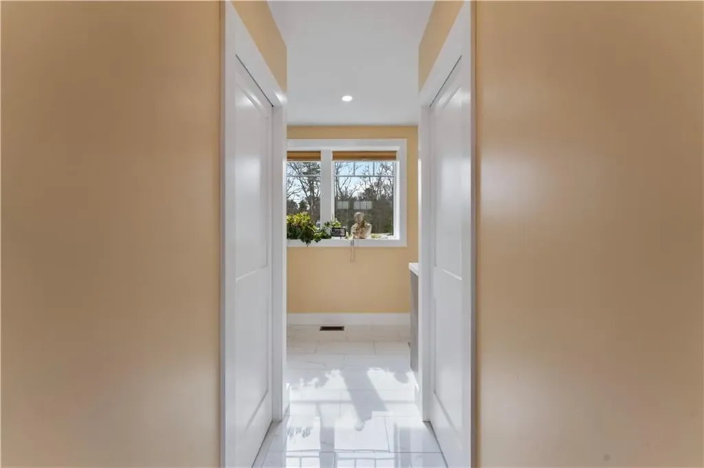 224 Greenhouse Road Coventry RI 02827