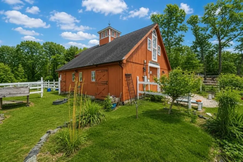 224 Greenhouse Road Coventry RI 02827