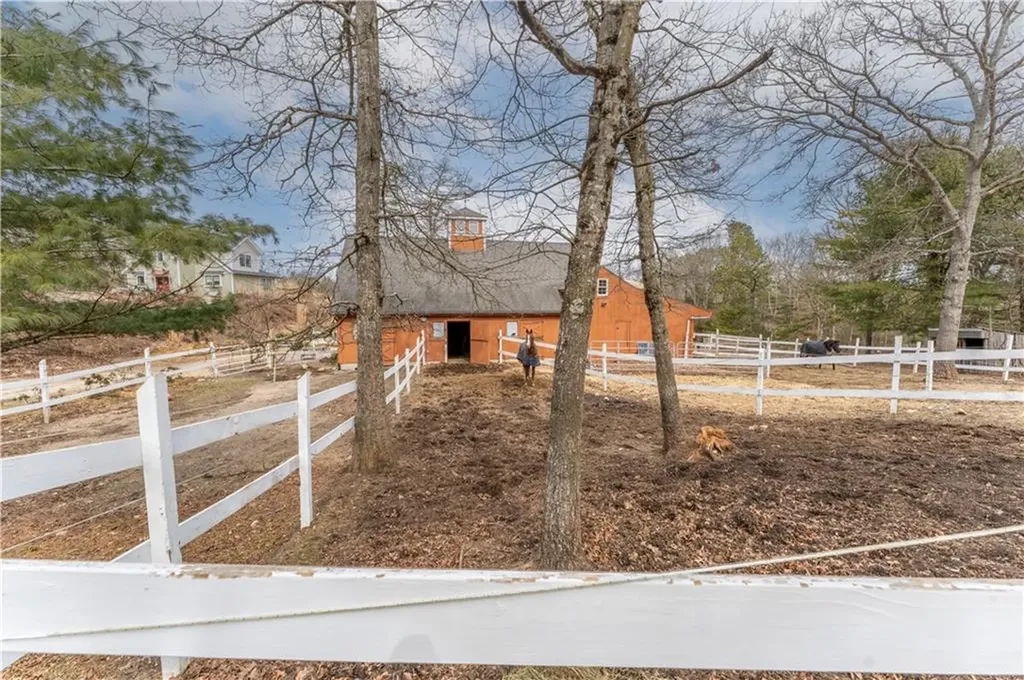 224 Greenhouse Road Coventry RI 02827