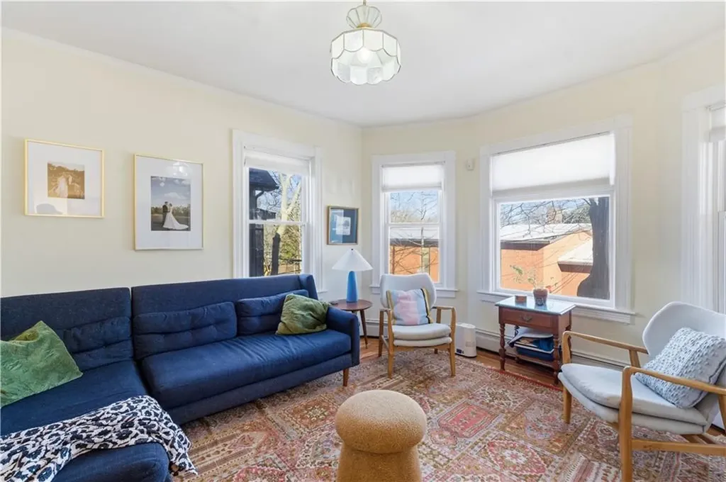 19 Carrington Avenue Providence RI 02906