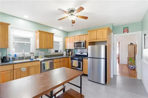 19 Carrington Avenue Providence RI 02906