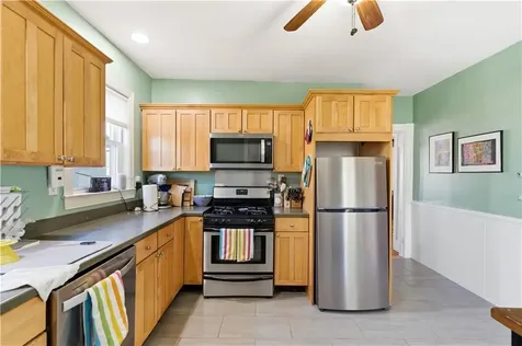 19 Carrington Avenue Providence RI 02906
