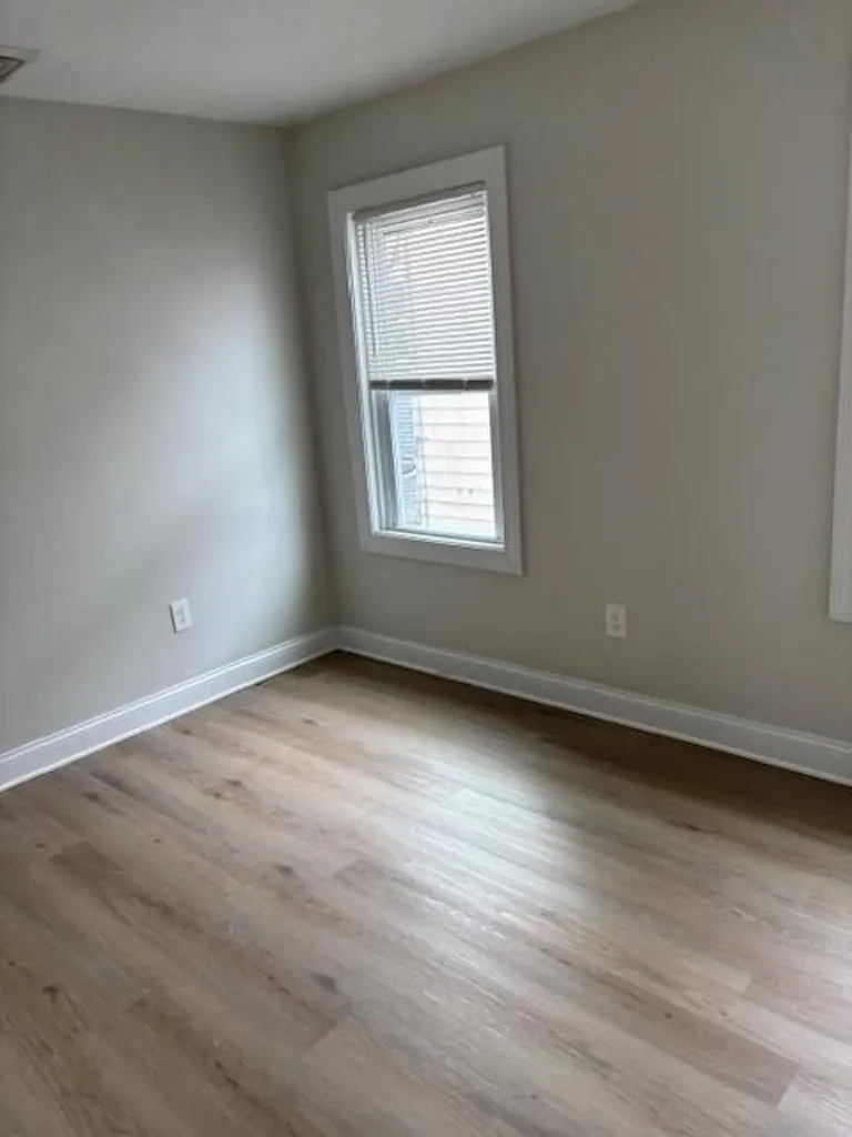 144 Early Street Providence RI 02907