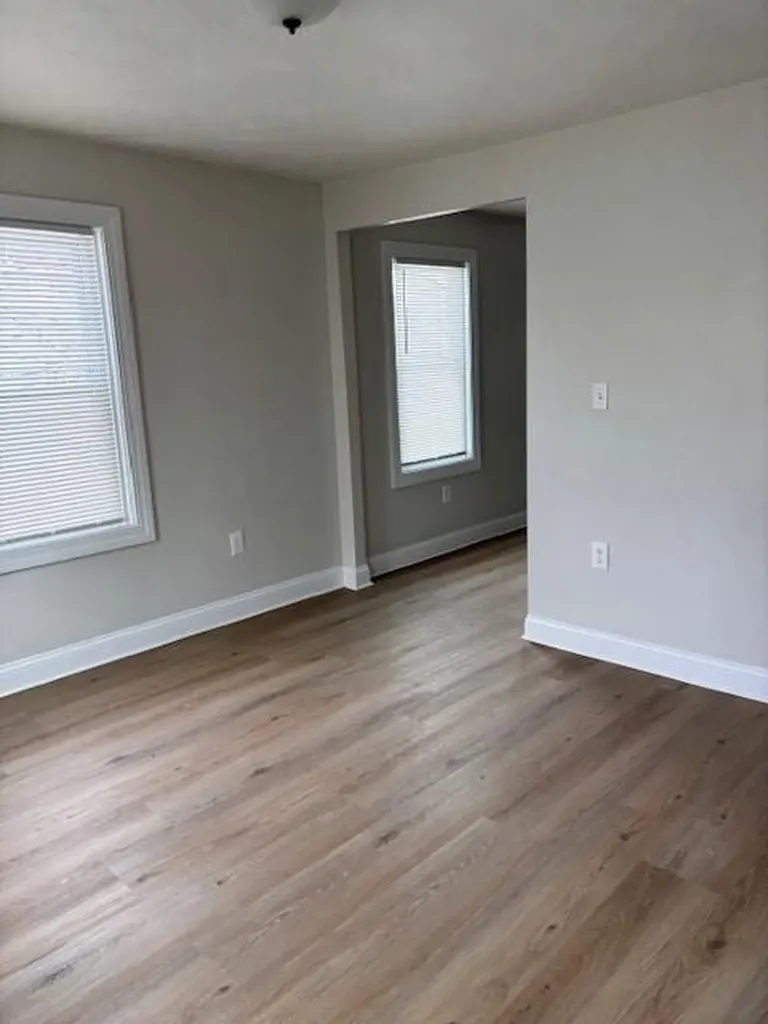 144 Early Street Providence RI 02907