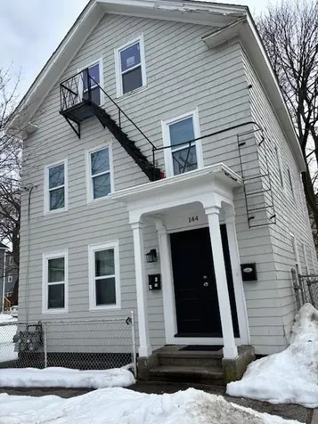 144 Early Street Providence RI 02907