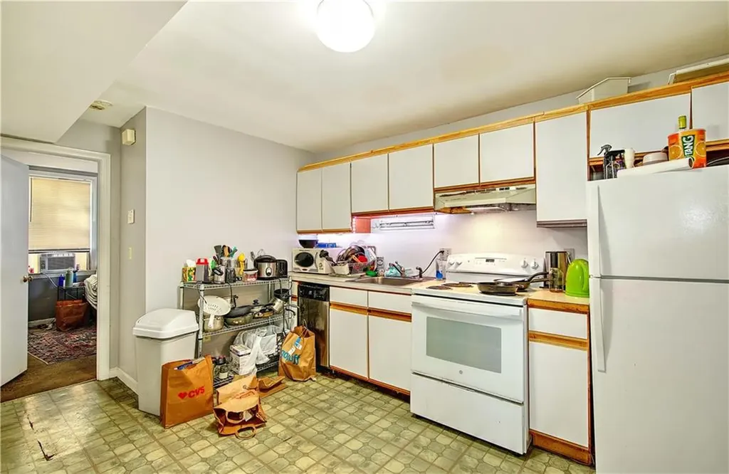 84 Transit Street Providence RI 02906