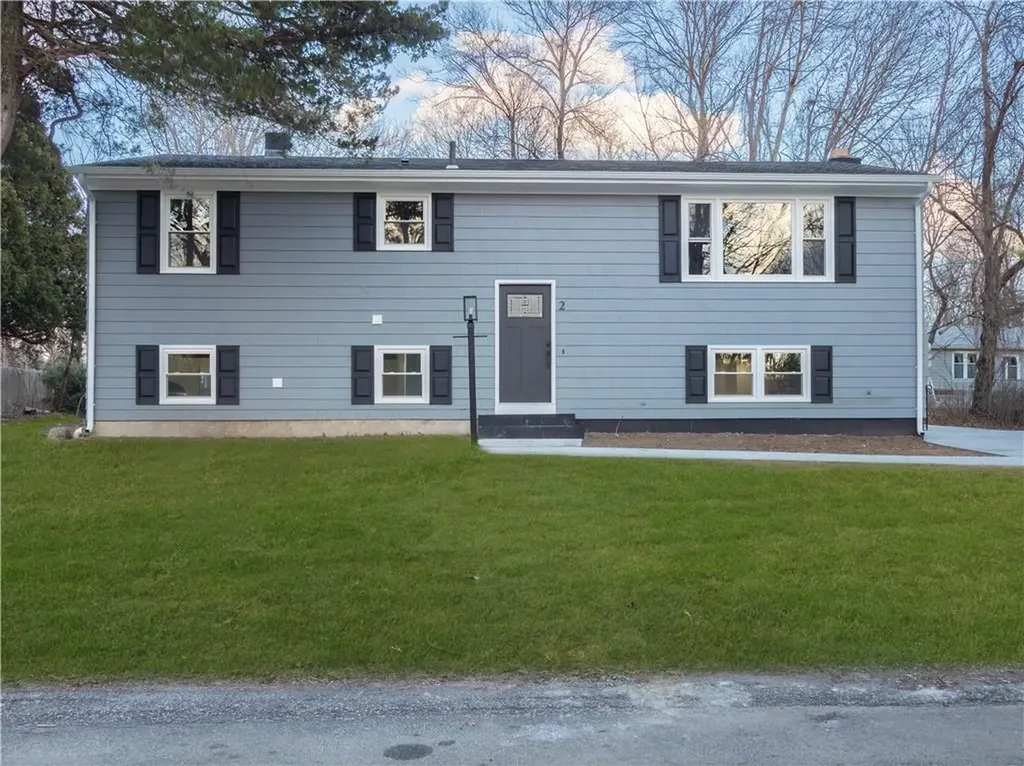 2 Sandalwood Court Coventry RI 02816