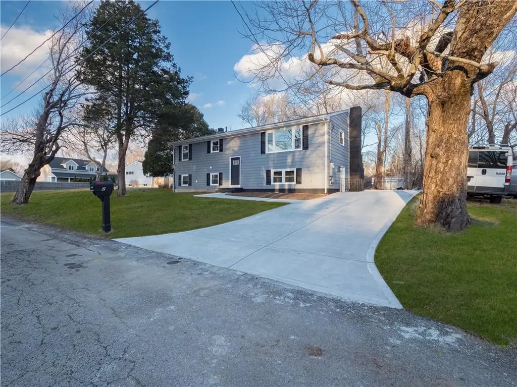 2 Sandalwood Court Coventry RI 02816