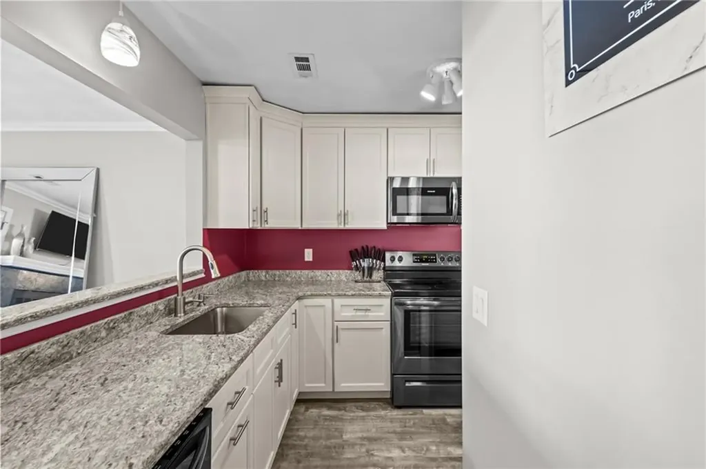 626 Smithfield Road North Providence RI 02904