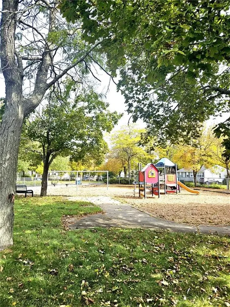 116 2nd Avenue Cranston RI 02910