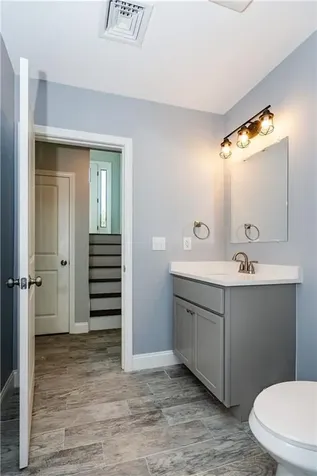 21 Carlson Circle West Warwick RI 02816