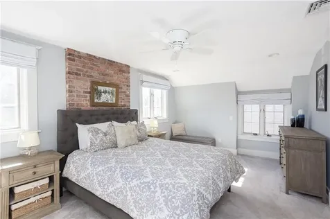 176 Heidi Drive Portsmouth RI 02871