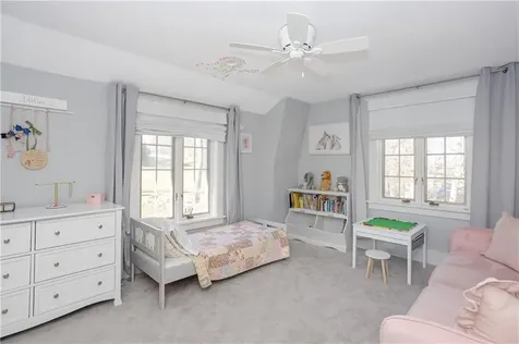 176 Heidi Drive Portsmouth RI 02871