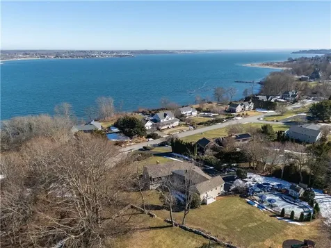 176 Heidi Drive Portsmouth RI 02871