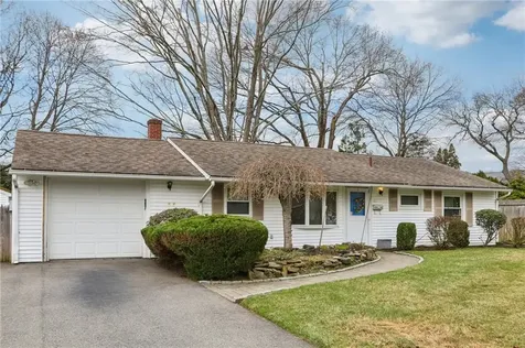 117 Haverhill Avenue Warwick RI 02886