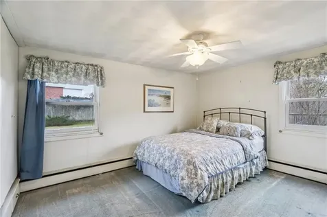 117 Haverhill Avenue Warwick RI 02886