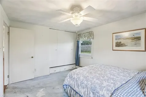 117 Haverhill Avenue Warwick RI 02886