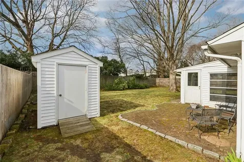 117 Haverhill Avenue Warwick RI 02886