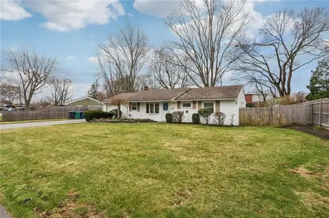 117 Haverhill Avenue Warwick RI 02886