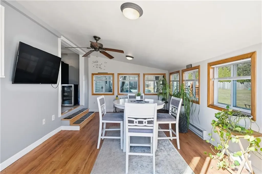 67 Garnet Street West Warwick RI 02893