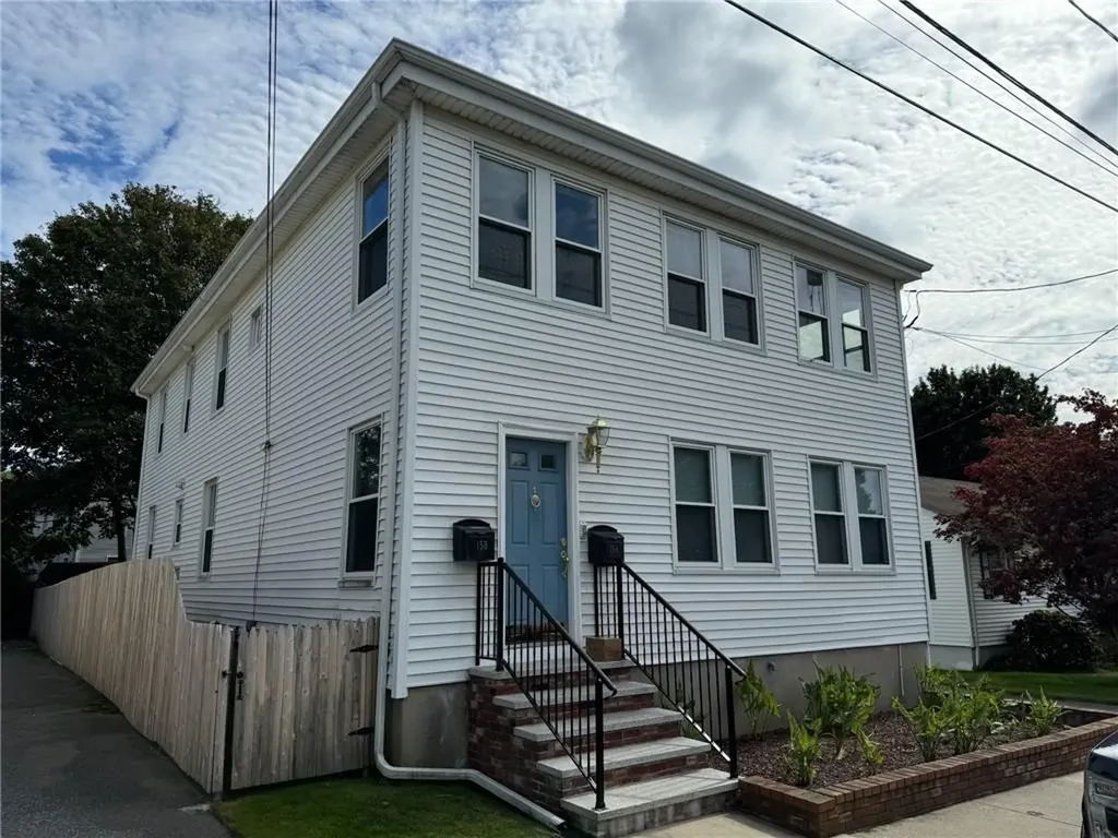 15 Freeborn Street Newport RI 02840