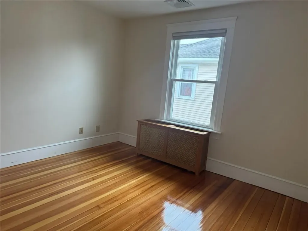15 Freeborn Street Newport RI 02840