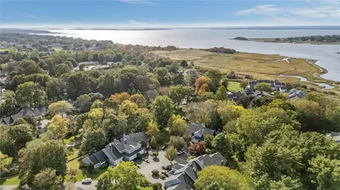 35 Bagy Wrinkle Cove Warren RI 02885