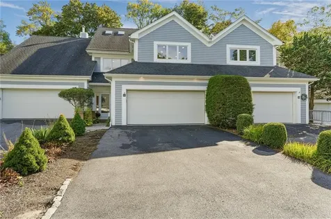 35 Bagy Wrinkle Cove Warren RI 02885