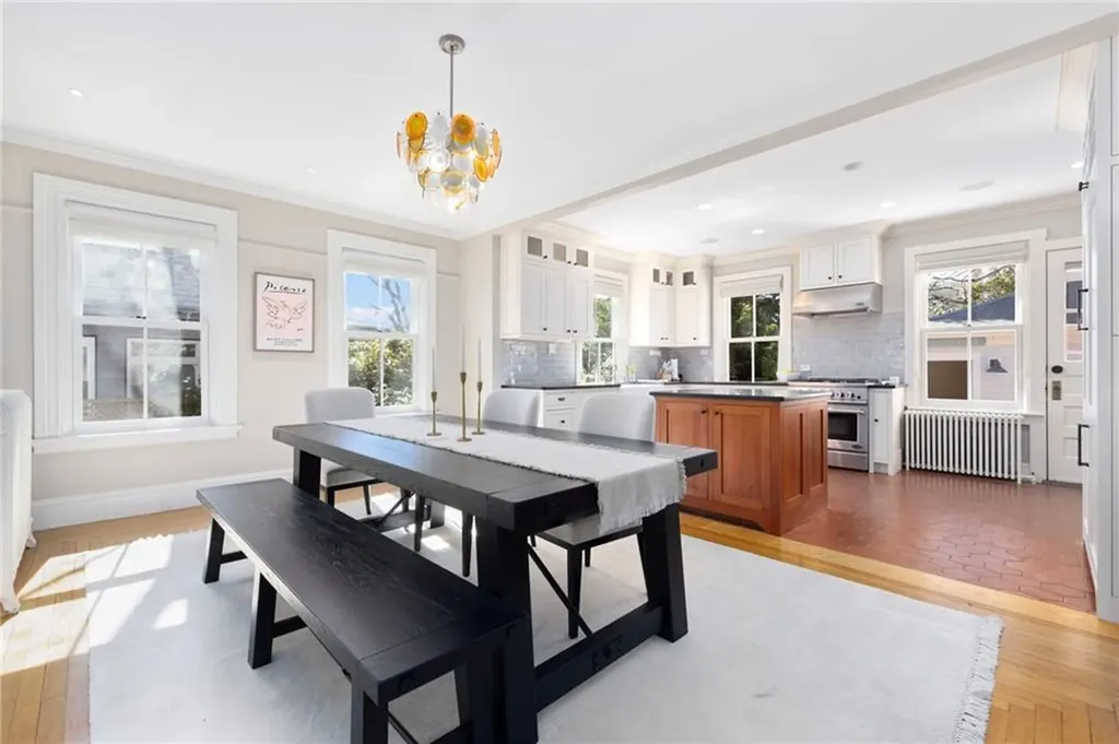 89 Gibbs Avenue Newport RI 02840