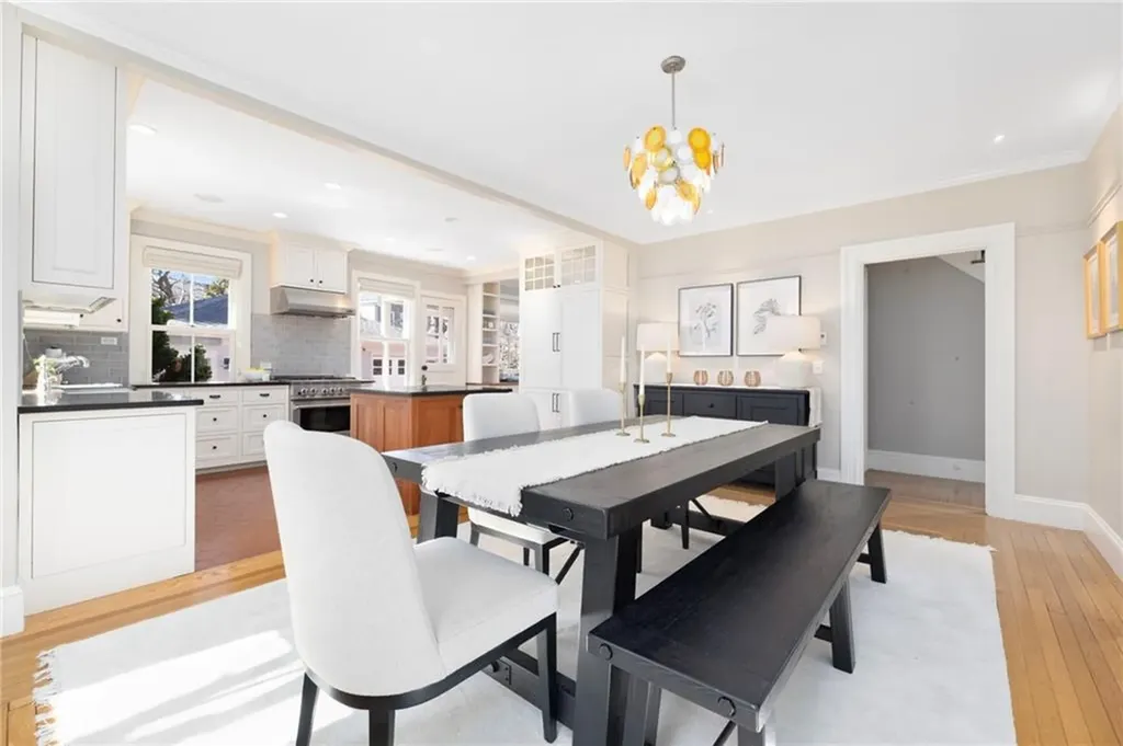 89 Gibbs Avenue Newport RI 02840