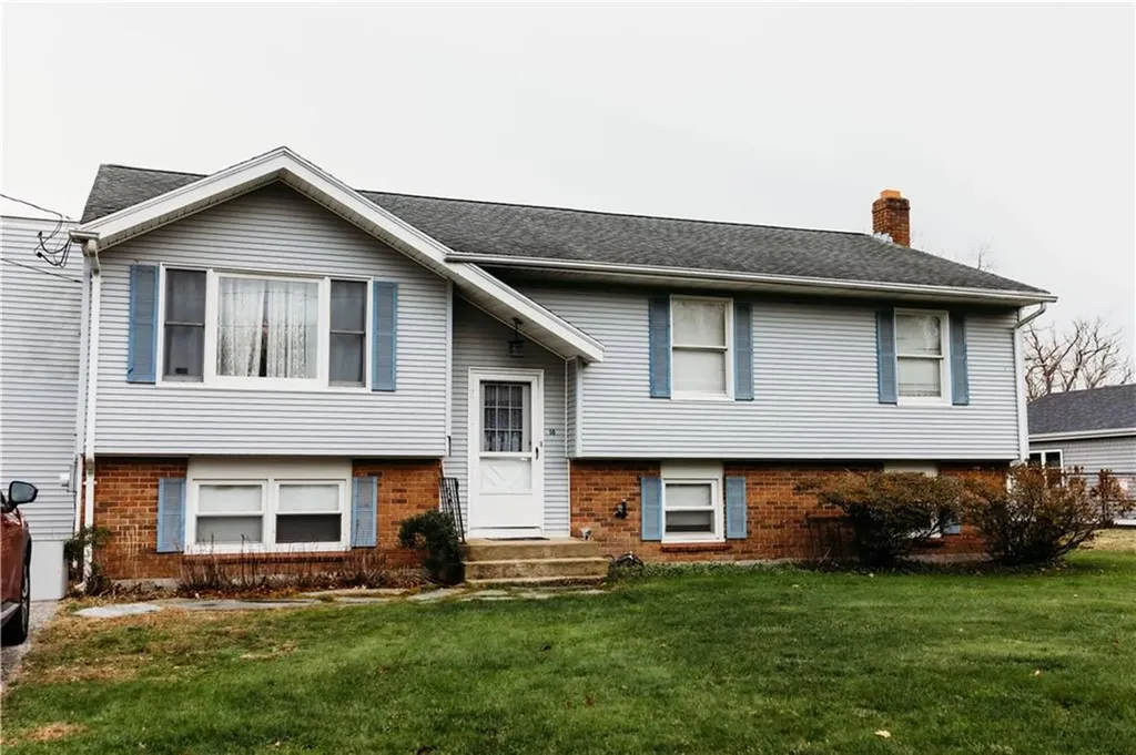 16 Ward Avenue Middletown RI 02842