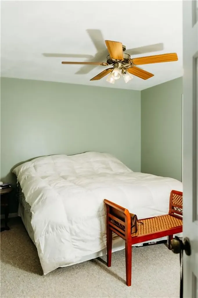 16 Ward Avenue Middletown RI 02842