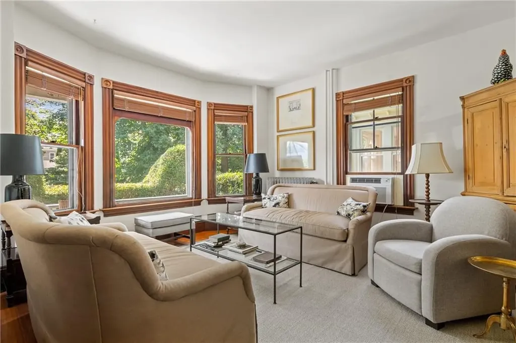 14 Greenough Place Newport RI 02840