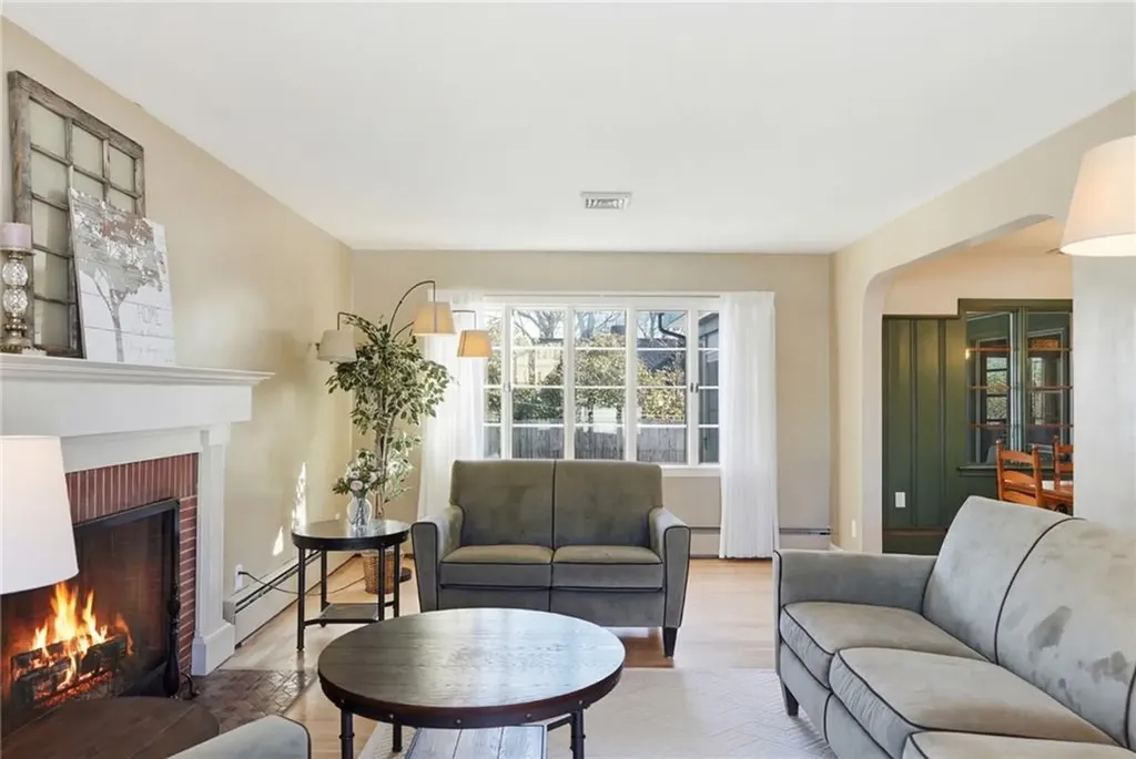 242 Bretton Woods Drive Cranston RI 02920