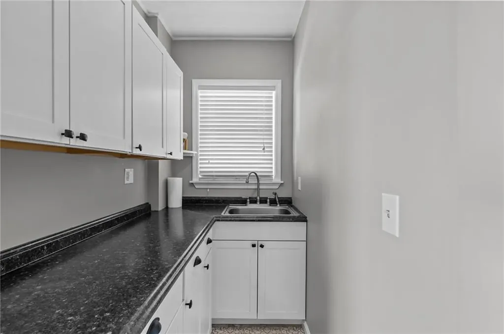 123 Mauran Street Cranston RI 02910
